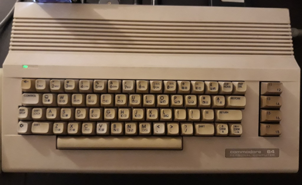 Zestaw Commodore 64 C64 C64C magnetofon Turbo ROM