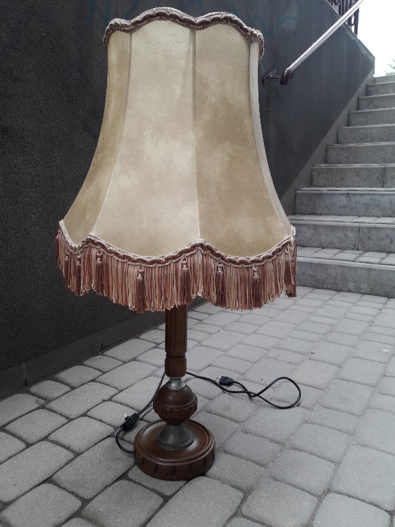 schade rekenkundig Negen Drewniana lampa ze skory,skórzana lampka z abażure - 7398557936 - oficjalne  archiwum Allegro