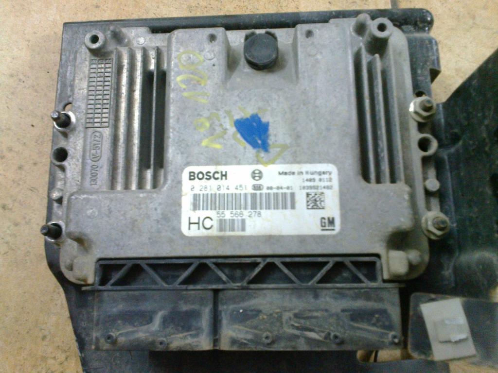 KOMPUTER STEROWNIK SILNIKA OPEL ASTRA H 1.9 CDTI