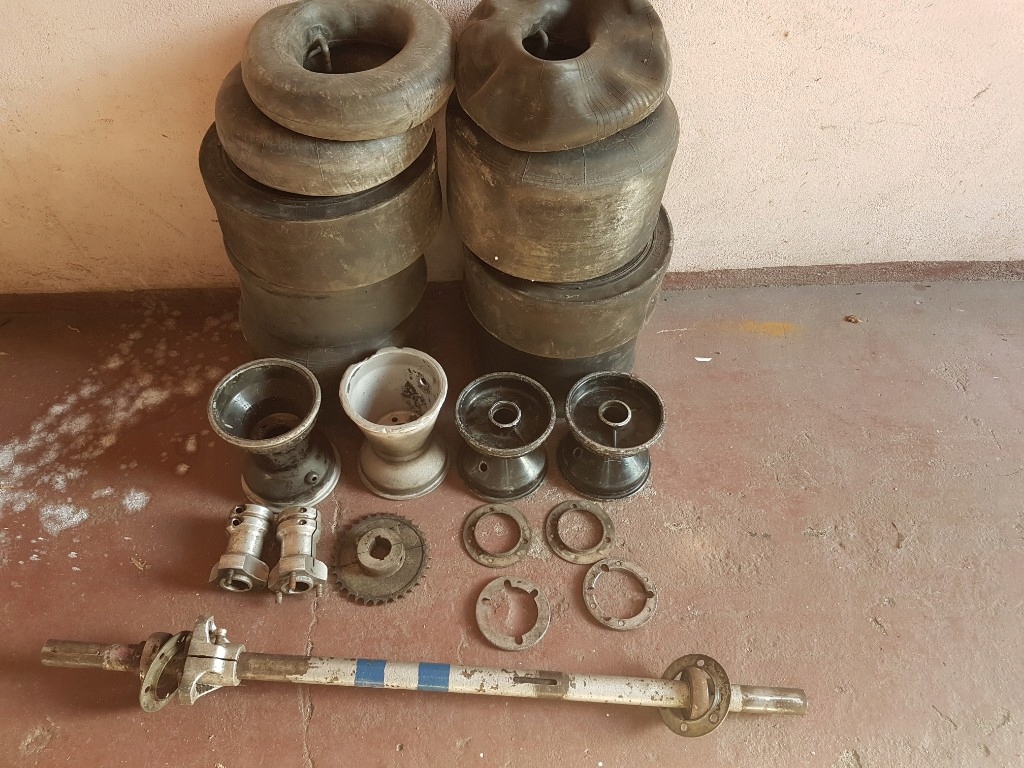 Oś kopletna gokart+koła+opony
