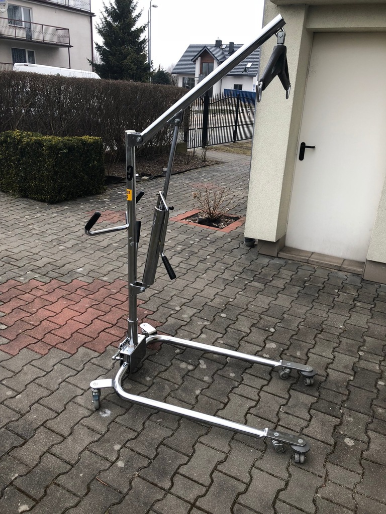 PODNOŚNIK DLA NIEPEŁNOSPRAWNYCH Hydrauliczny
