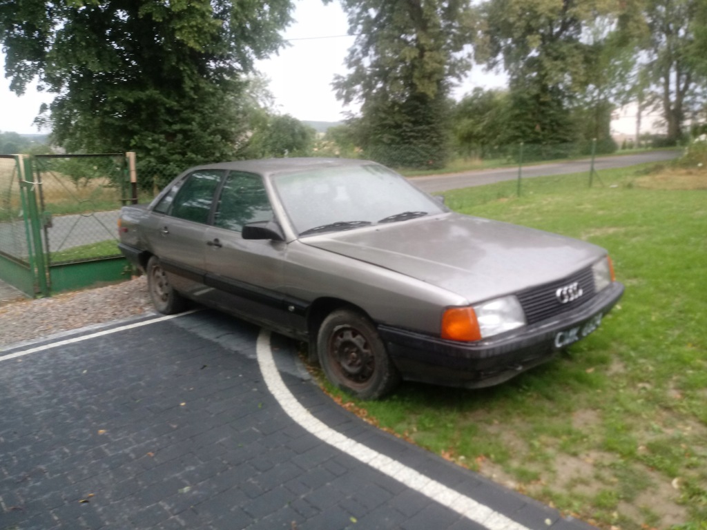 Audi 100 1988 r.