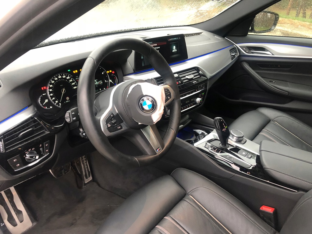 Лобовое стекло bmw g30