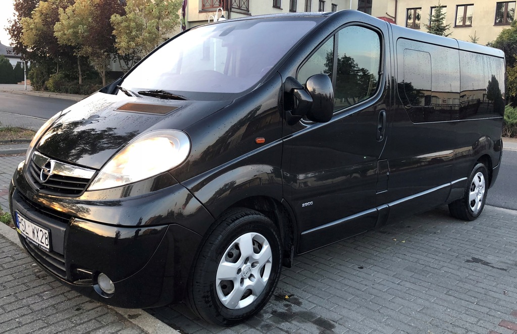 Opel vivaro 2