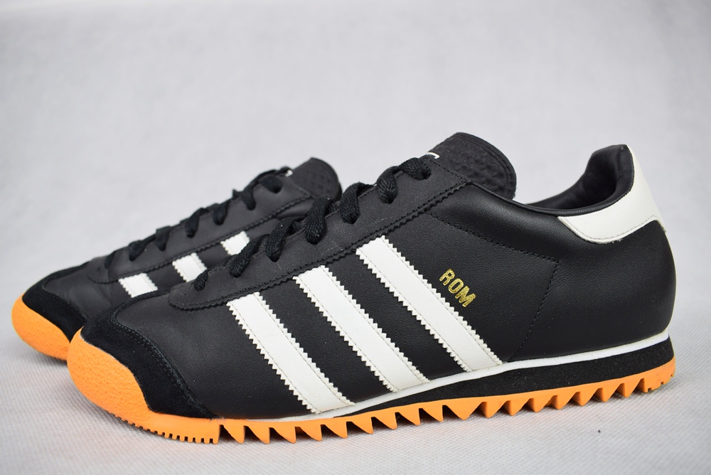 adidas rom 42