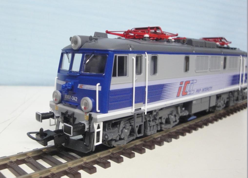 piko 96374 EU 07 PKP IC, lokomotywa elektryczna, 
