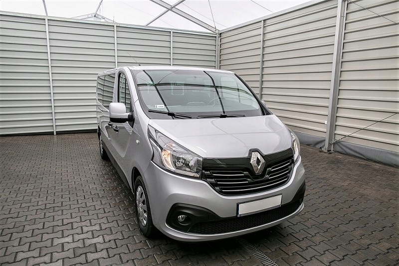 Opel vivaro long