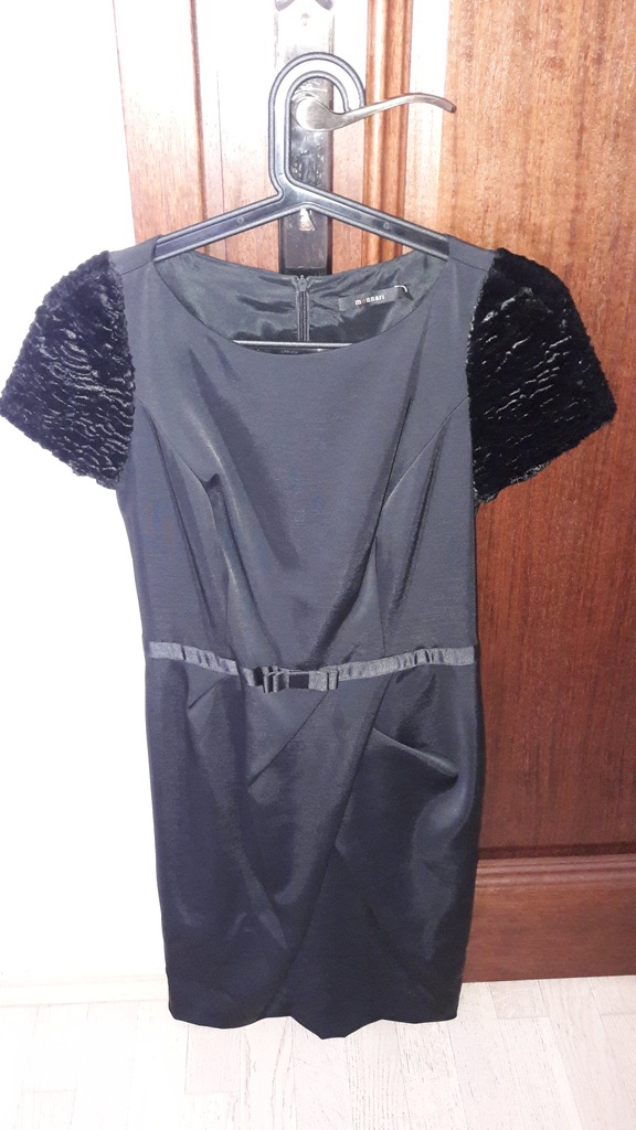 Monnari - sukienka czarna - rozmiar 36