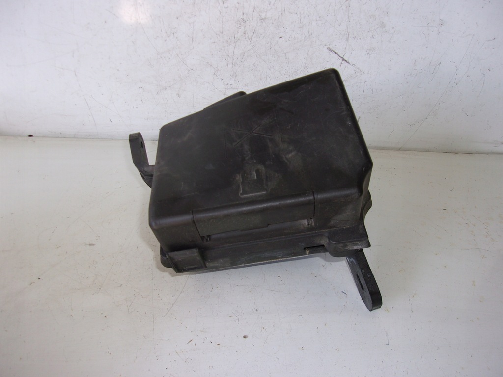 PEUGEOT 206 RC OBUDOWA BEZPIECZNIKÓW 9655247680