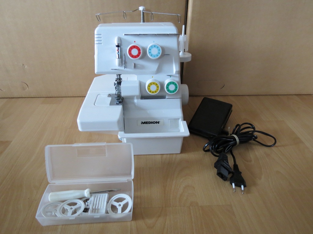 Overlock maszyna do szycia Medion MD 10685