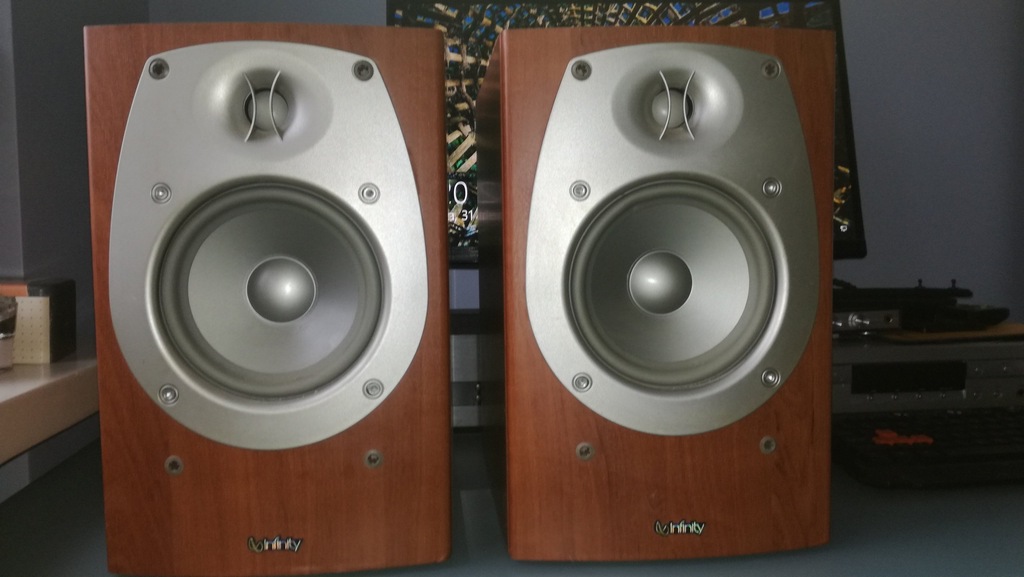 Kolumny Infinity Beta 20