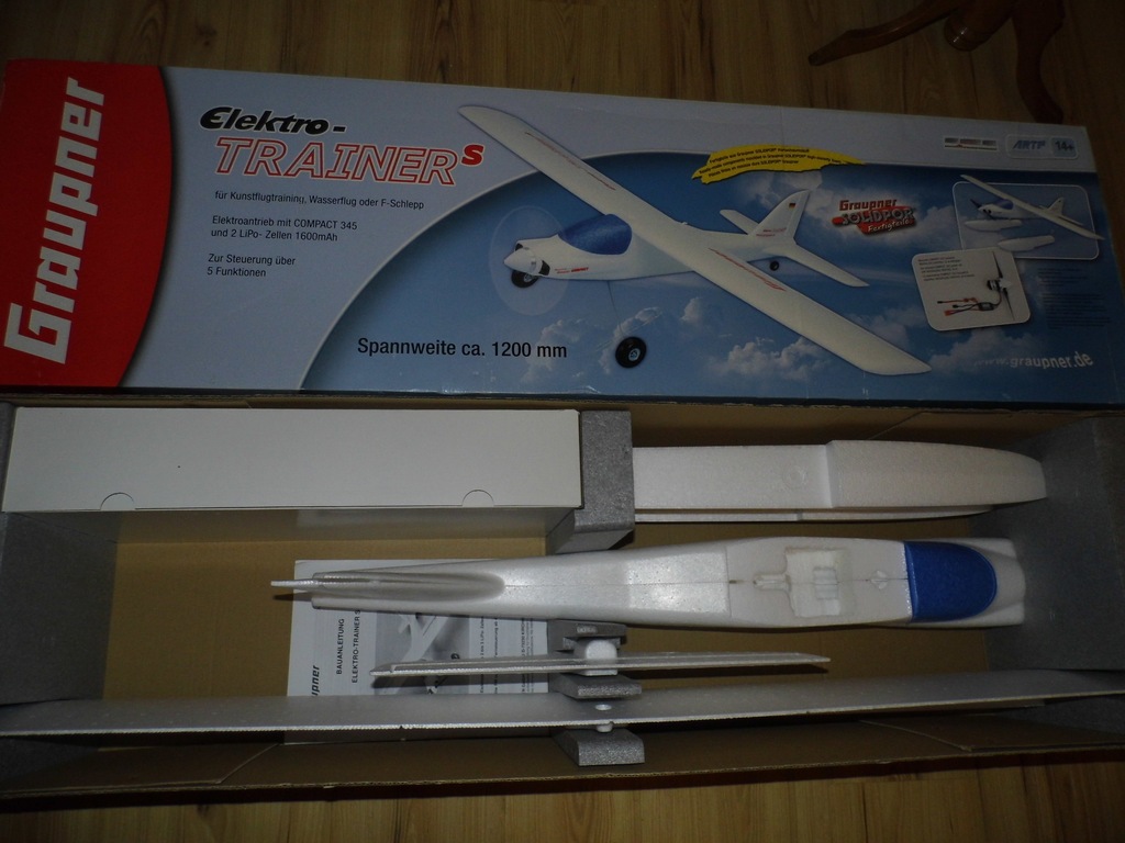 ELEKTRO TRAINER GRAUPNER