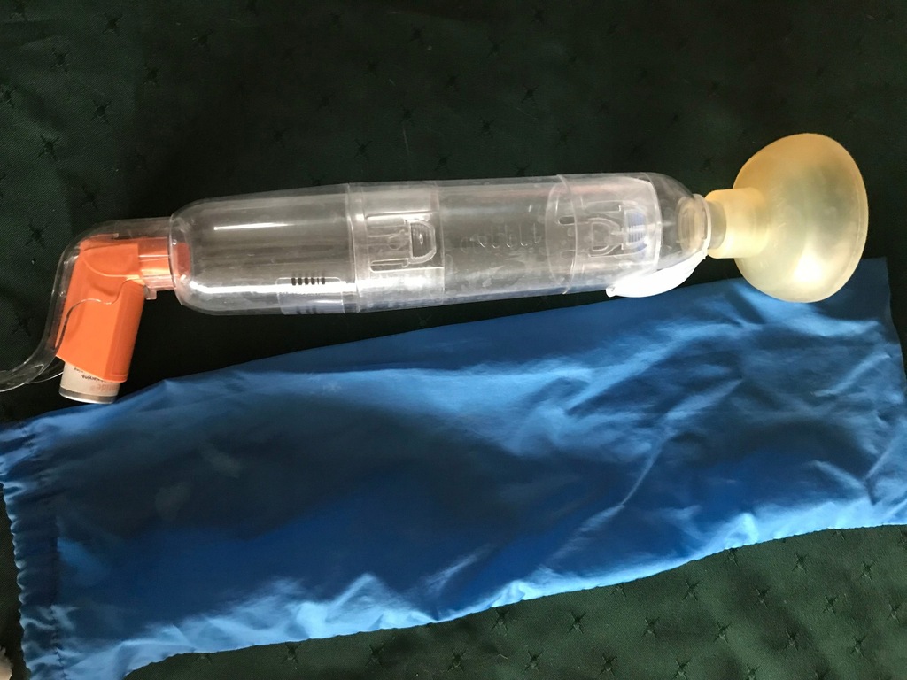 Tuba komora inhalacyjna BABYHALER