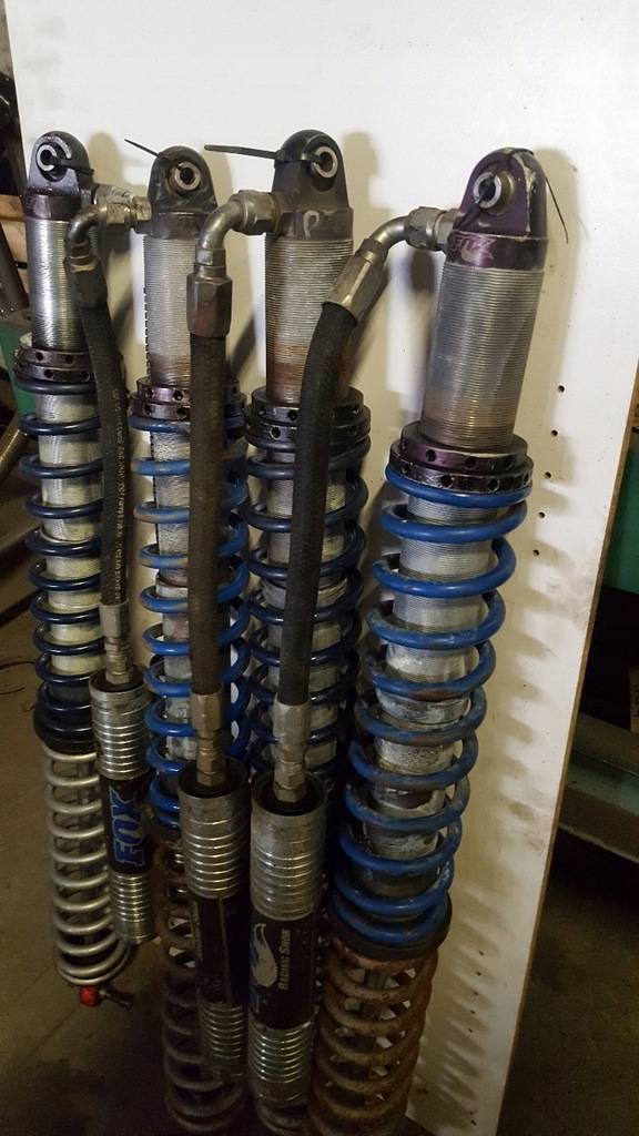 Amortyzatory FOX RACING SHOCKS 2,5" OFFROAD