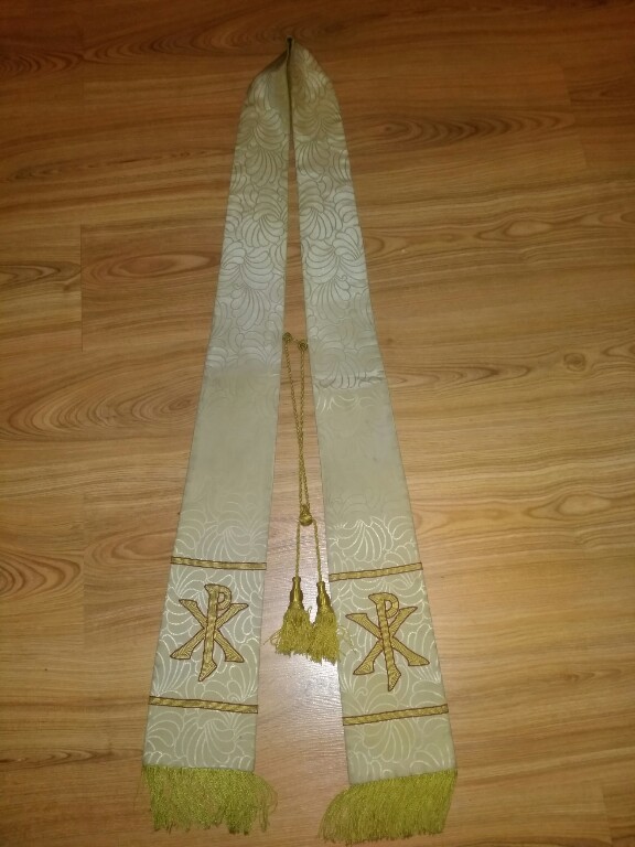 Stara stuła liturgiczna, kapłańska, biała