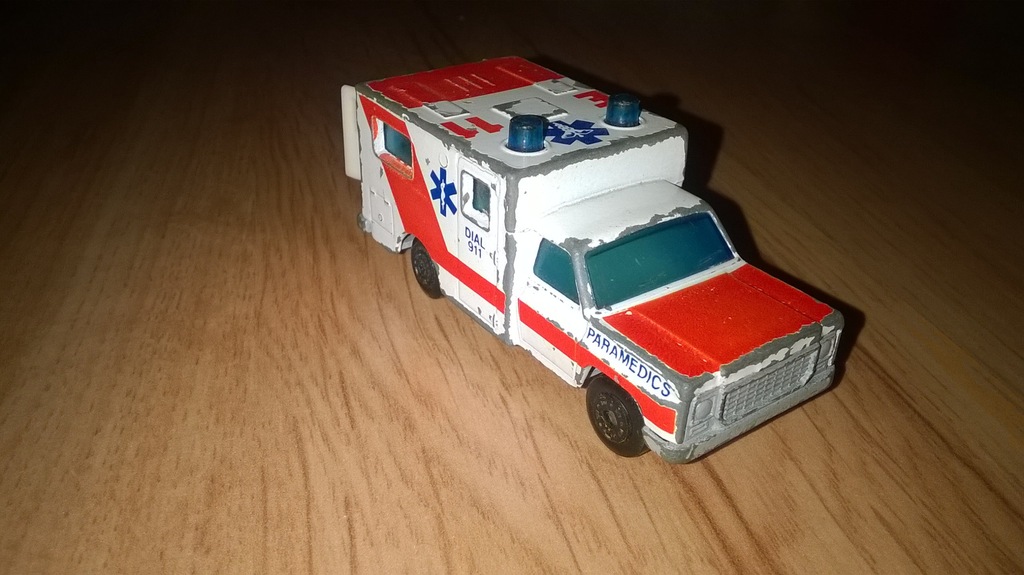 matchbox ambulance 1977