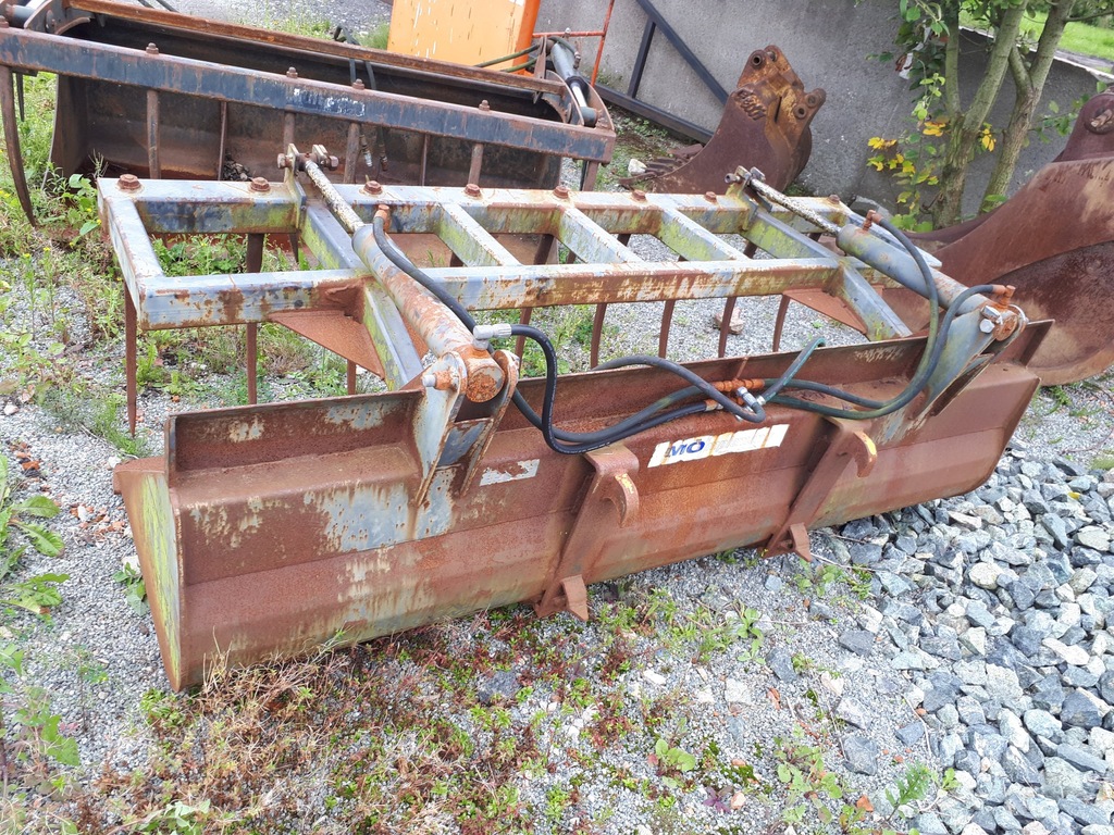 CHWYTAK DO MANITOU,JCB