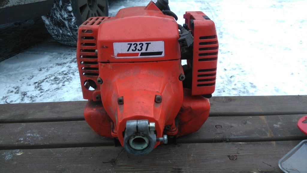 Oleo Mac 733t