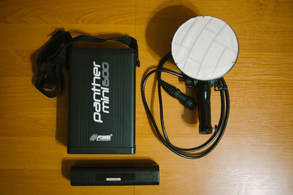 Lampa błyskowa Fomei Panther 600 mini + 2 aku