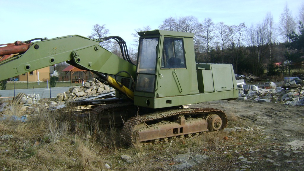 KOPARKA GĄSIENICOWA WARYŃSKI K-611