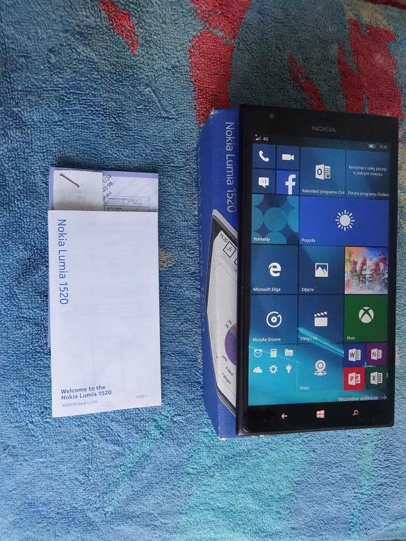 Nokia 1520 Lumia stan idealny zestaw WINDOWS 10