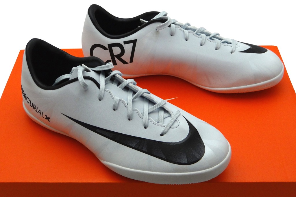 nike mercurial victory cr7