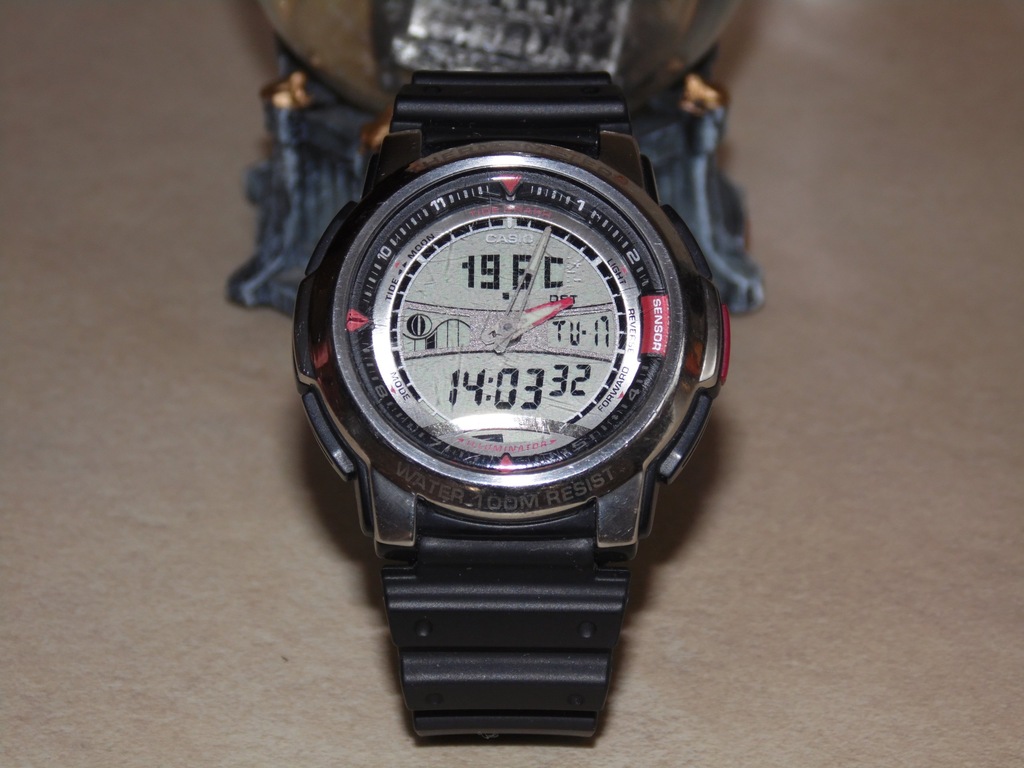 Oryginalny Casio AQF-100-7B ....