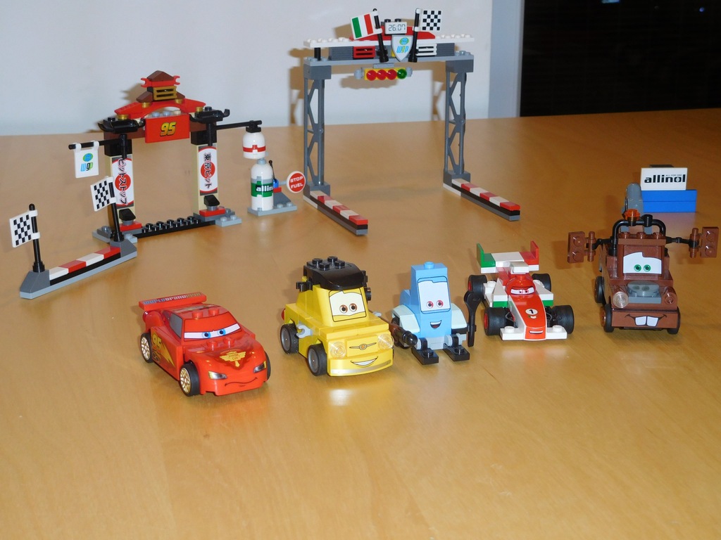 UŻYWANE KLOCKI LEGO CARS 8201 8206 8423 ZOBACZ 7361301301