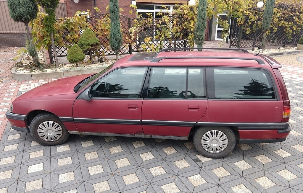 Opel Omega A (1986-1994) 1998 cm3