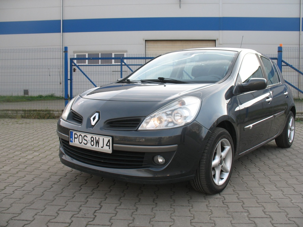 Renault Clio III 3 1.4 16V 98 KM 131 tys  2006