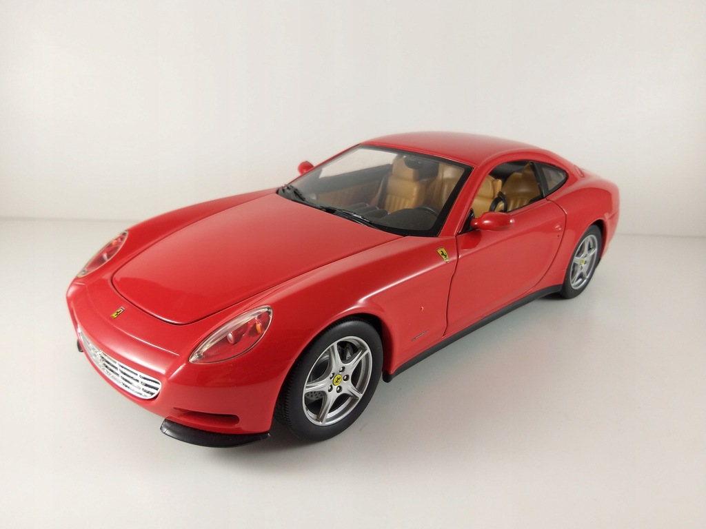 MODEL FERRARI 612 SCAGLIETTI 1:18 HOT WHEELS $ $ $
