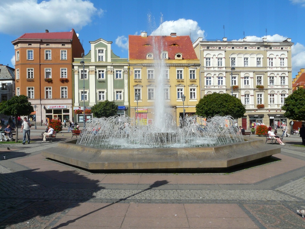 WAŁBRZYCH RYNEK ZDJĘCIE