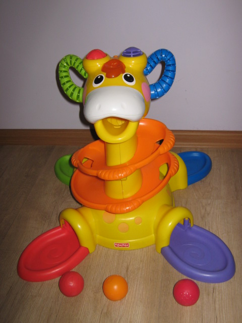 FISHER PRICE DUZA MELODYJNA ZYRAFA Z PILECZKAMI