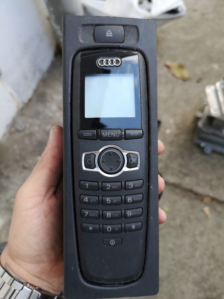 Telefon + uchwyt Audi A8 D3 4E0035721C