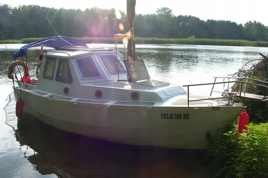 Motosailer Pasja 590