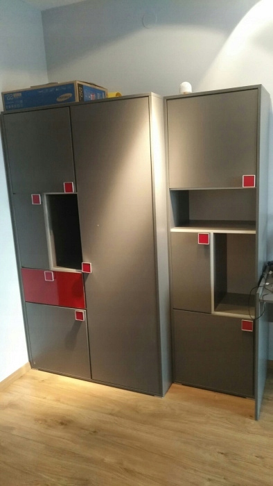 Komplet mebli młodzieżowych. Meble WAJNERT