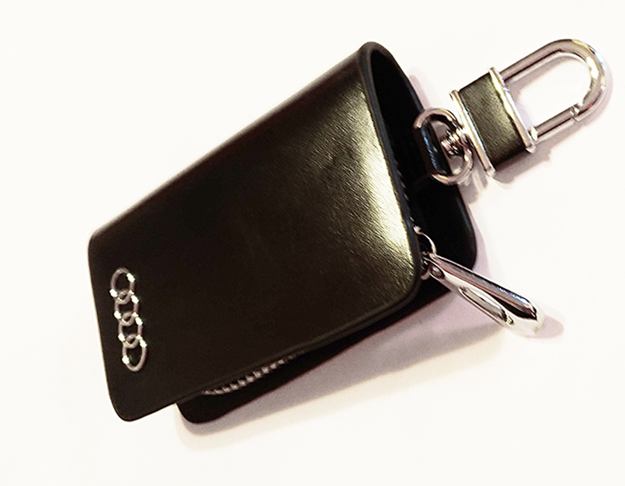 ETUI BRELOK AUDI NA pilot KLUCZYK SKÓRA - czarny