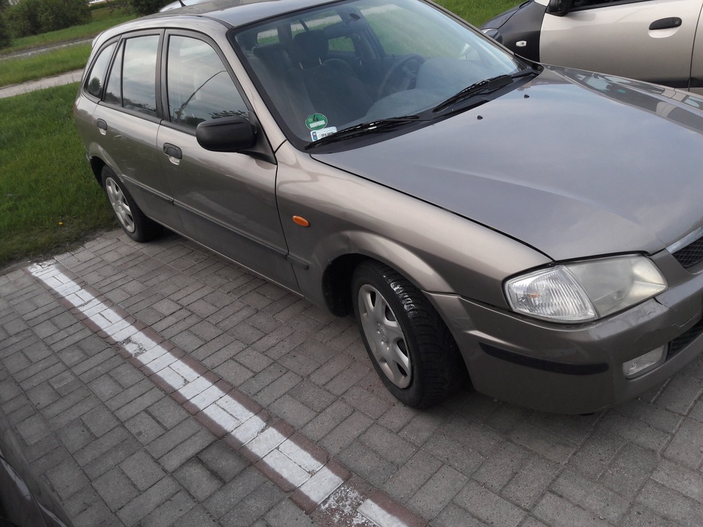 Mazda 323 f 1999 automat