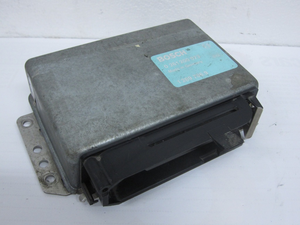 BMW E30 325 2.5 - Sterownik komputer 0261200073