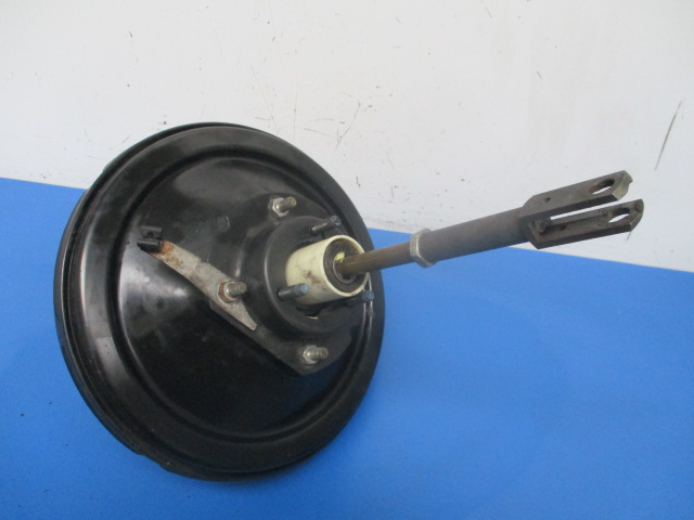 Audi 80 B4 2.0e Serwo hamulca+pompka 8A0612105