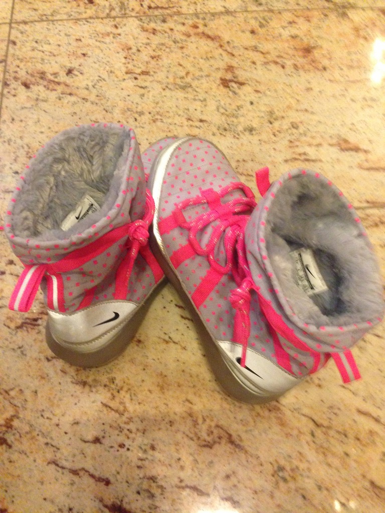 buty dziecięce zimowe śniegowce Nike