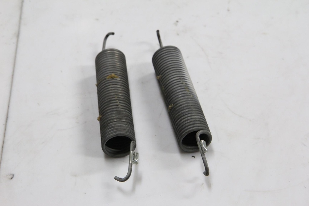 SPRĘŻYNA BAGAŻNIKA BMW F30 BAWARIA PARTS 7255693