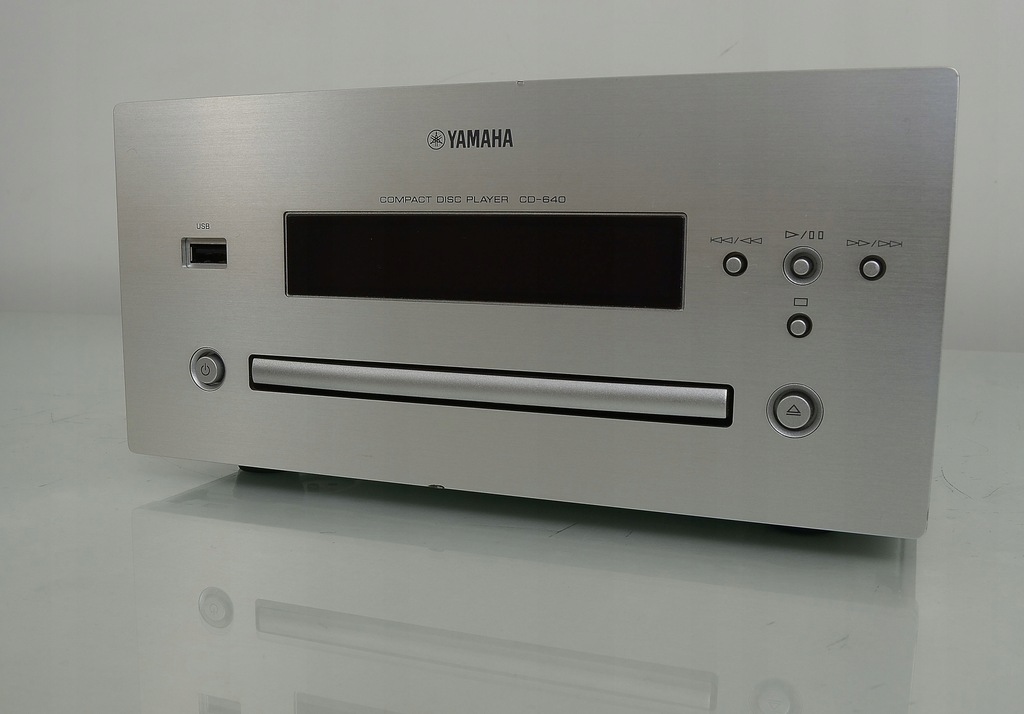 YAMAHA PIANOCRAFT CD-640