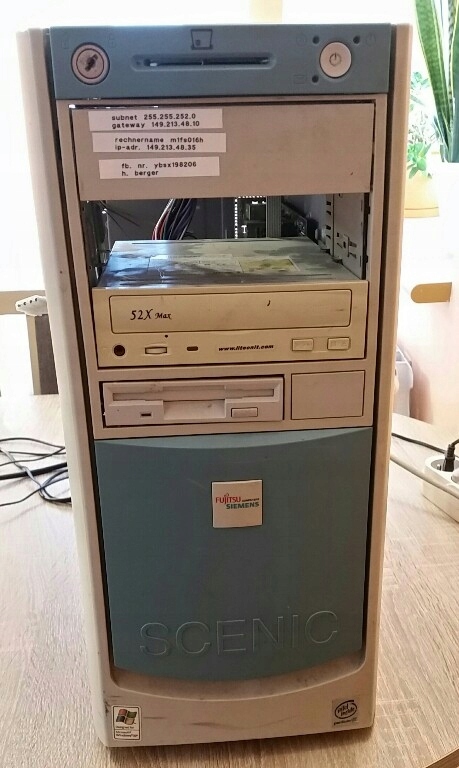 Stary PC Fujitsu Siemens SCENIC L PIII 1GHz