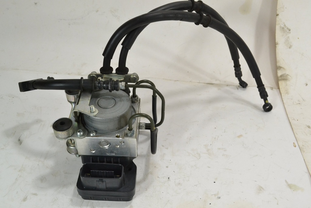 Yamaha Majesty 400 LIFT - POMPA ABS