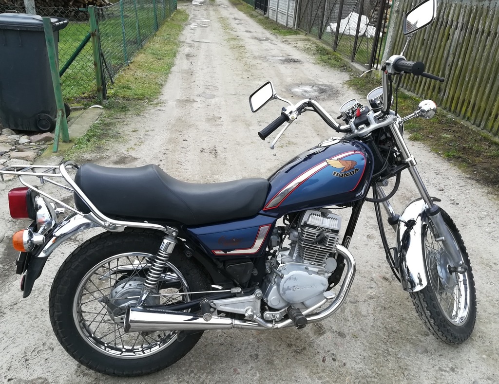 Sprzedam Motocykl Honda CM 125 C + gratisy 7111804542