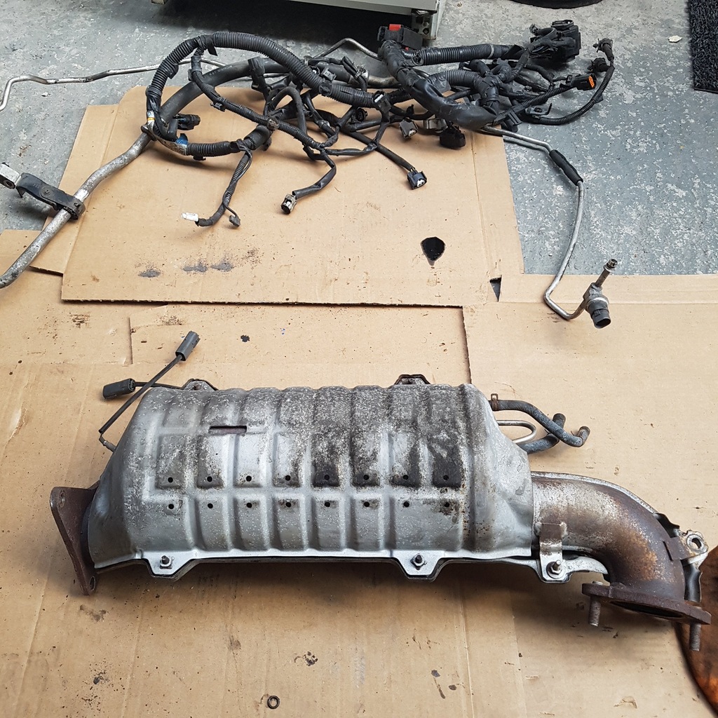 FILTR DPF KATALIZATOR SUBARU LEGACY V 2.0D 09-14