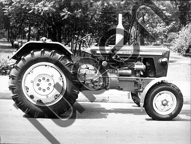 Traktor Ursus C 335 P ciągnik