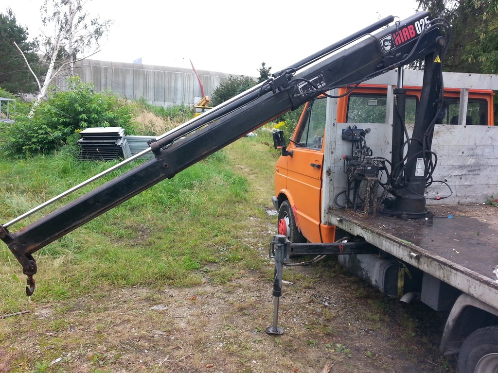 DZWIG HDS HIAB 0.25  1750 kg