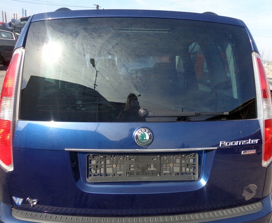 SKODA ROOMSTER 07r KLAPA BAGAŻNIKA TYŁ 9462